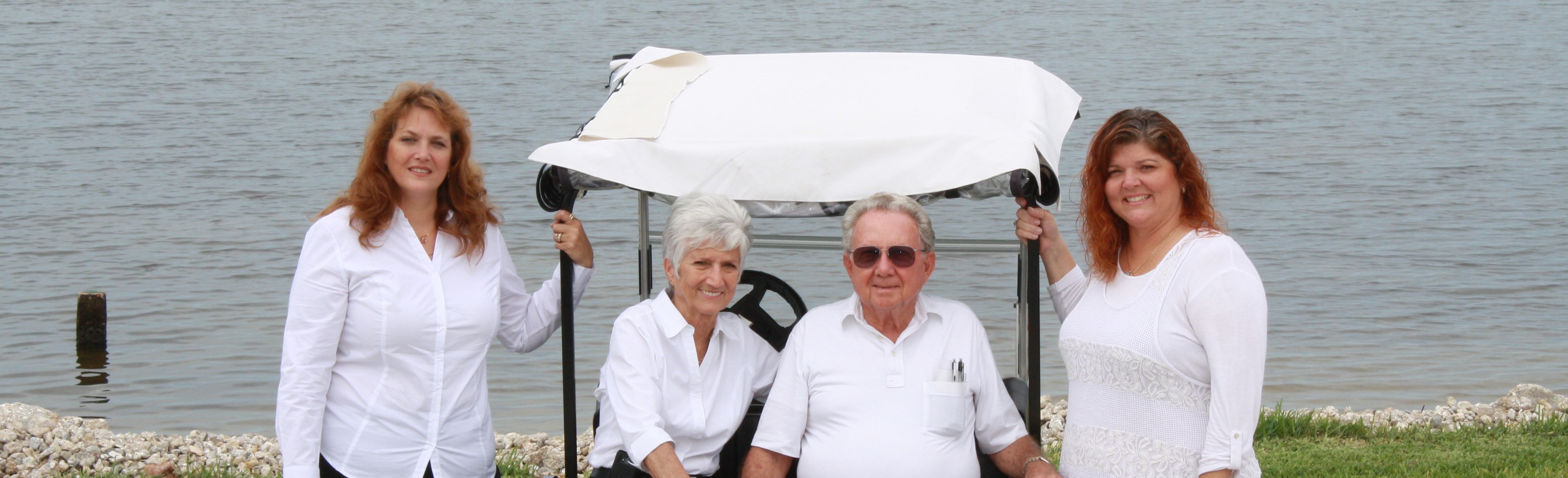 BeachPhotoShoot/golfCartfooter.jpg